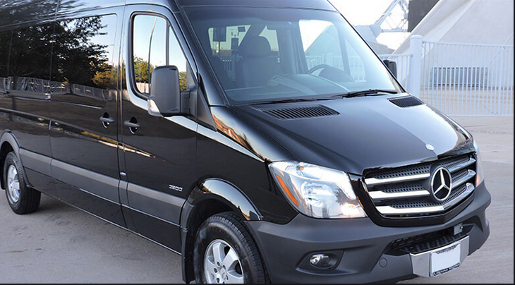 Learn about Automatic Van Hire in-depth and apply for it across the UK