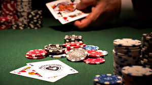 Enjoy the infinite economic benefits that an online poker site (situs poker online) can offer you.